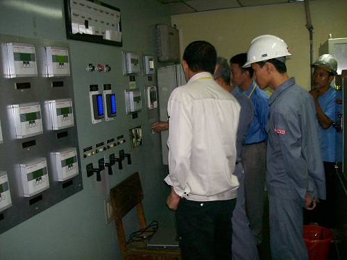 PENGGATIAN HYDRAZINE & PHOSPHATE PUMP