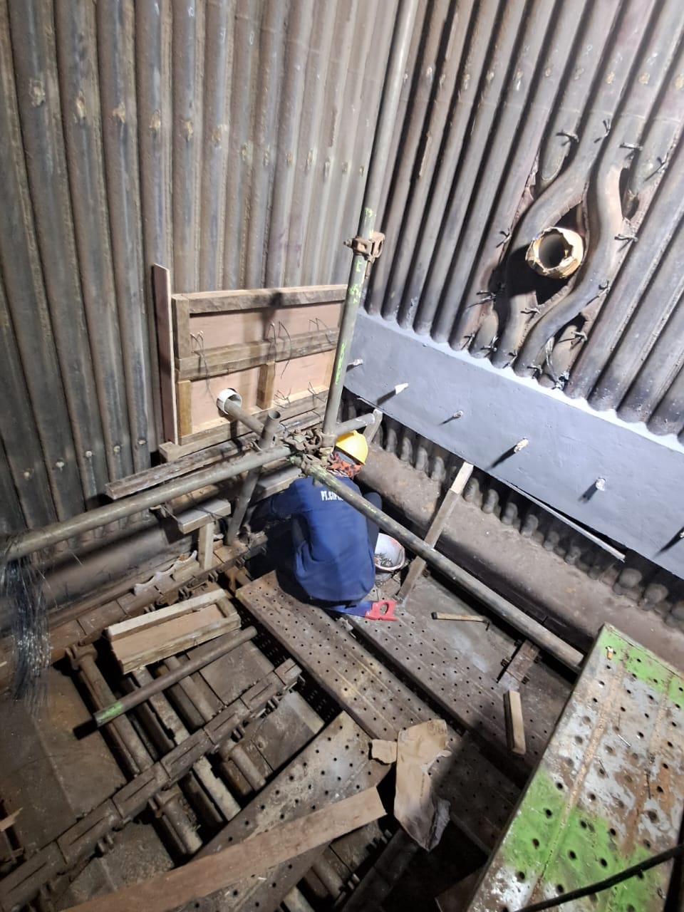 PLTU TIDORE REFRACTORY